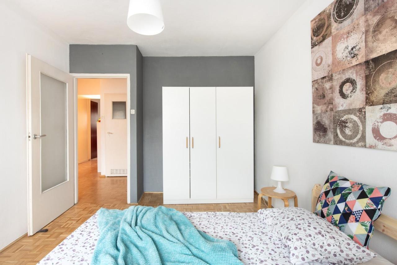 Room, Inflancka 19 Warsawa Bagian luar foto
